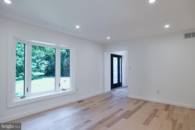 800 BERRYMANS LN, Reisterstown, MD 21136