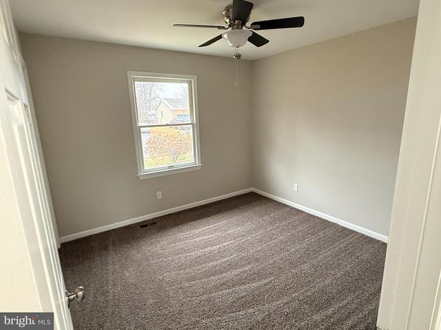 537 BUTTERNUT DR, Fredericksburg, VA 22408