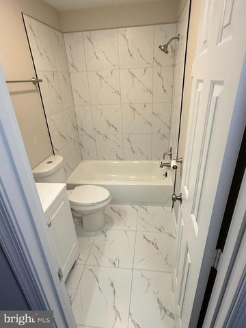 537 BUTTERNUT DR, Fredericksburg, VA 22408