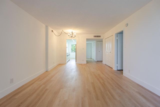 3121 NW 47th Terrace 315, Lauderdale Lakes, FL 33319