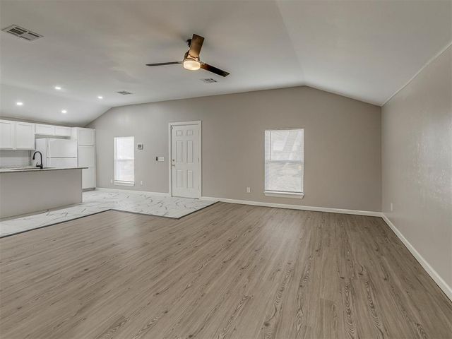 1136 NW 99th Street, Oklahoma City, OK 73114