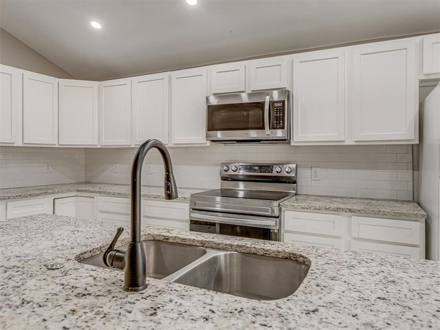 1136 NW 99th Street, Oklahoma City, OK 73114