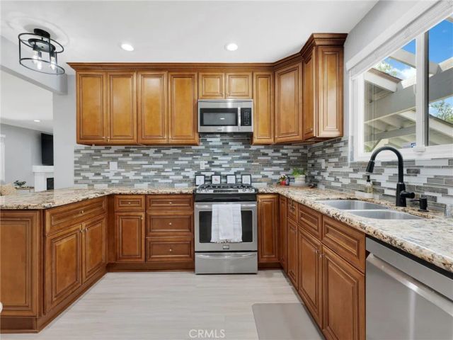 9800 Kessler, Chatsworth, CA 91311