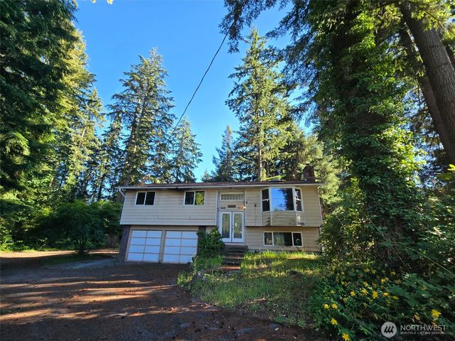 13415 Meadow Road, Everett, WA 98208