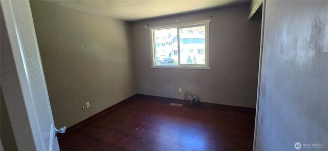 13415 Meadow Road, Everett, WA 98208