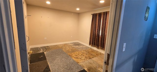 13415 Meadow Road, Everett, WA 98208
