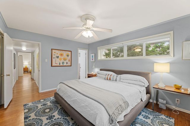 6135 Bandera Avenue A, Dallas, TX 75225