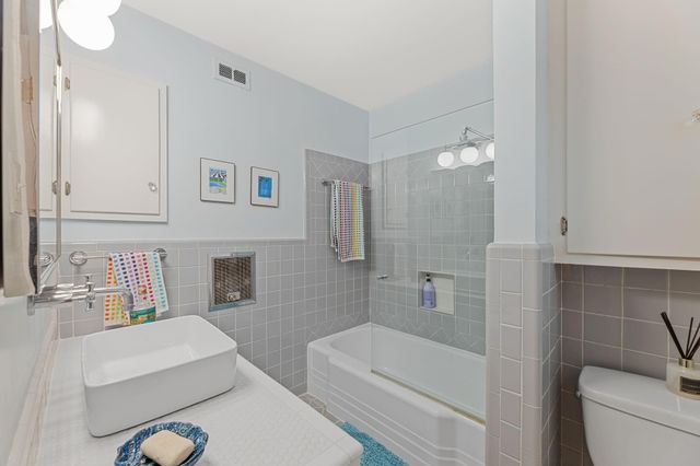 6135 Bandera Avenue A, Dallas, TX 75225