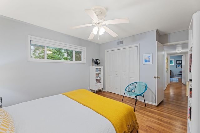 6135 Bandera Avenue A, Dallas, TX 75225