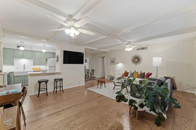 6135 Bandera Avenue A, Dallas, TX 75225