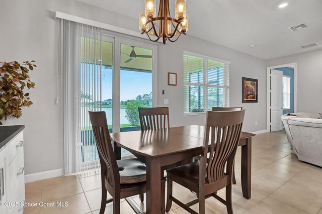 507 Veridian Circle NW, Palm Bay, FL 32907