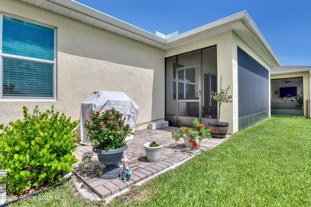 507 Veridian Circle NW, Palm Bay, FL 32907