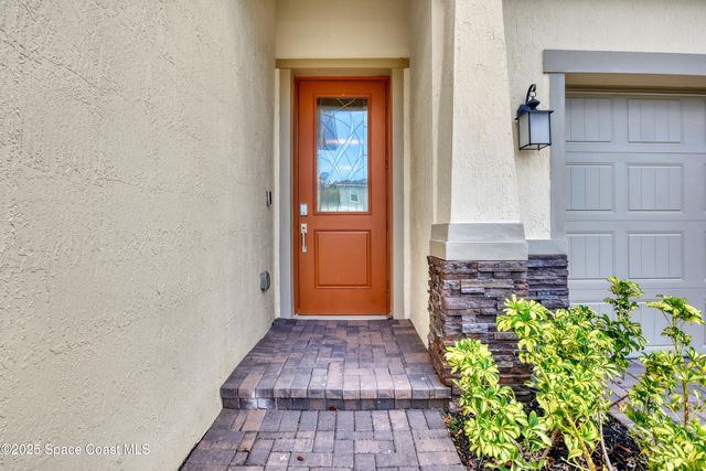 507 Veridian Circle NW, Palm Bay, FL 32907