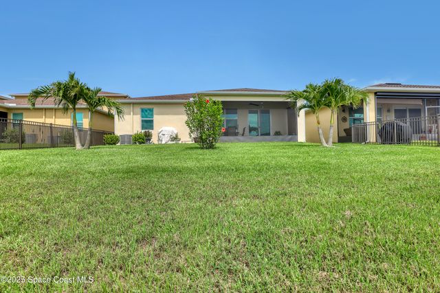 507 Veridian Circle NW, Palm Bay, FL 32907