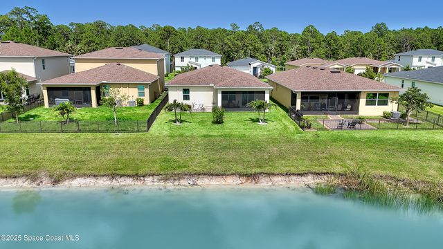 507 Veridian Circle NW, Palm Bay, FL 32907