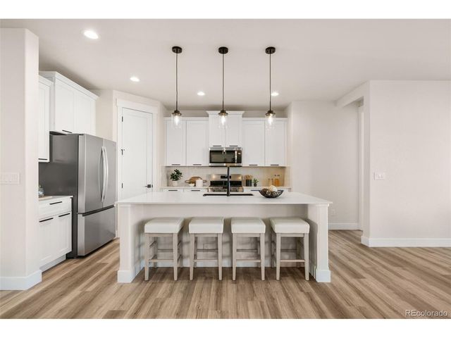 16364 Columbine St, Thornton, CO 80602