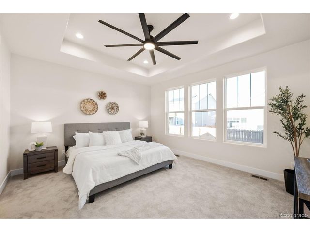 16364 Columbine St, Thornton, CO 80602