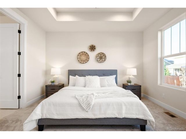 16364 Columbine St, Thornton, CO 80602