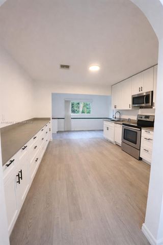 2609 NW 54th St, Tamarac, FL 33309