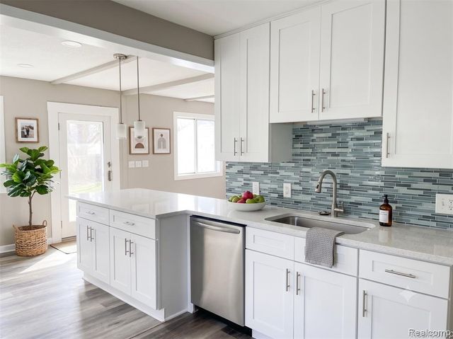 3625 Prairie Avenue, Berkley, MI 48072
