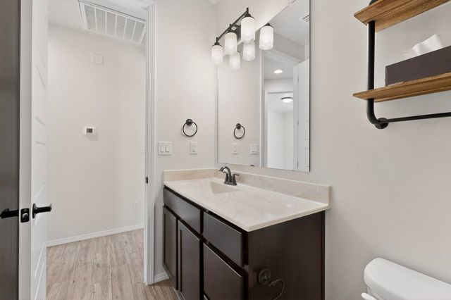 294 Adeline Avenue SW, Los Lunas, NM 87031