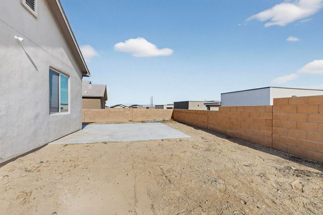 294 Adeline Avenue SW, Los Lunas, NM 87031