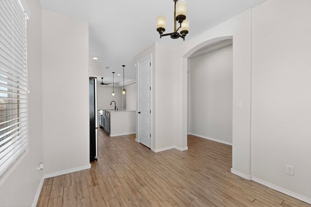294 Adeline Avenue SW, Los Lunas, NM 87031