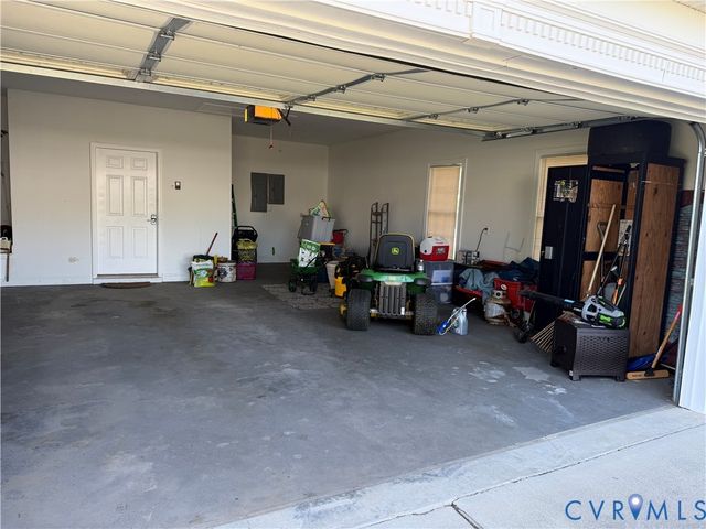 225 Lighthouse Pointe, Prince George, VA 23860