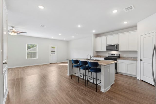 5815 Jade Crest Court, Montgomery, TX 77316