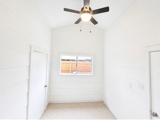 614 W Grenoble Drive, Grand Prairie, TX 75052