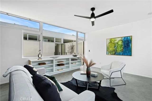 1121 Abbot Kinney, Venice, CA 90291
