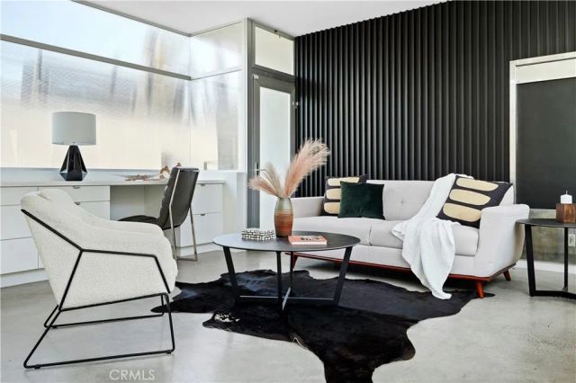 1121 Abbot Kinney, Venice, CA 90291