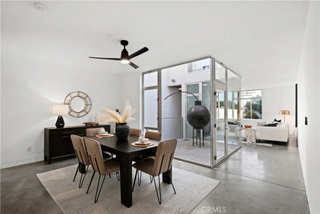 1121 Abbot Kinney, Venice, CA 90291