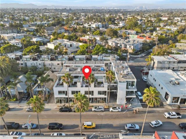 1121 Abbot Kinney, Venice, CA 90291