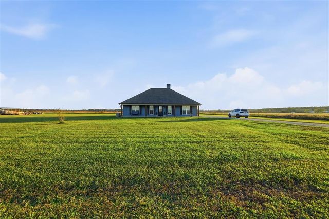 15175 Ardoin Cove Road, Welsh, LA 70591