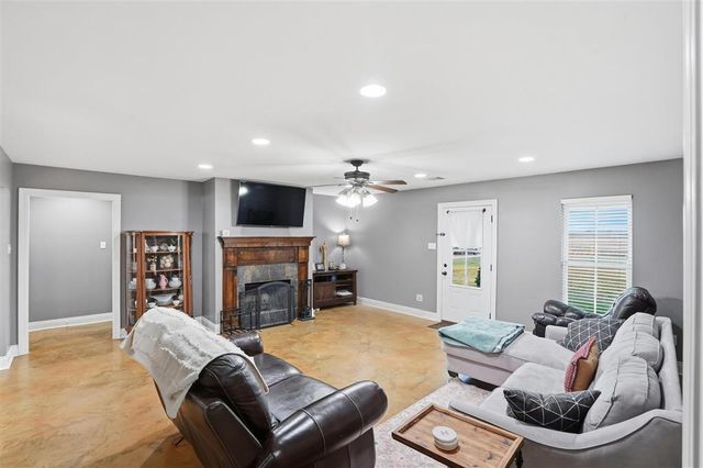 15175 Ardoin Cove Road, Welsh, LA 70591