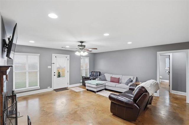 15175 Ardoin Cove Road, Welsh, LA 70591