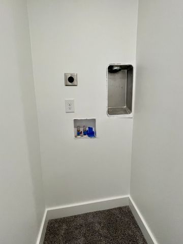 233 Riverside Dr, Nashville, TN 37206