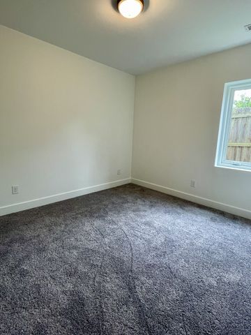 233 Riverside Dr, Nashville, TN 37206