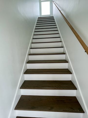 233 Riverside Dr, Nashville, TN 37206