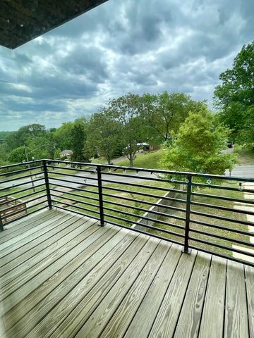 233 Riverside Dr, Nashville, TN 37206