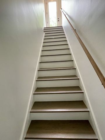 233 Riverside Dr, Nashville, TN 37206