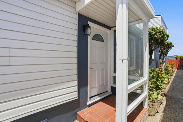 715 Skyline Drive, Daly City, CA 94015