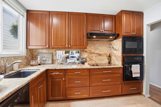 715 Skyline Drive, Daly City, CA 94015
