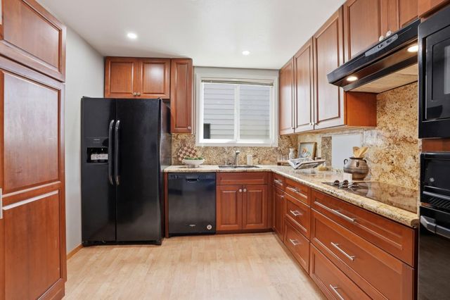 715 Skyline Drive, Daly City, CA 94015