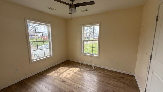 86 W DEMPSTER AVE, Memphis, TN 38109