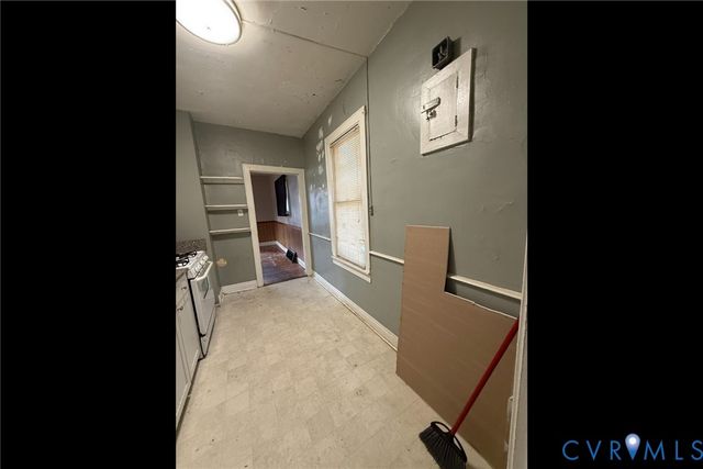 407 Brown Ave, Hopewell, VA 23860