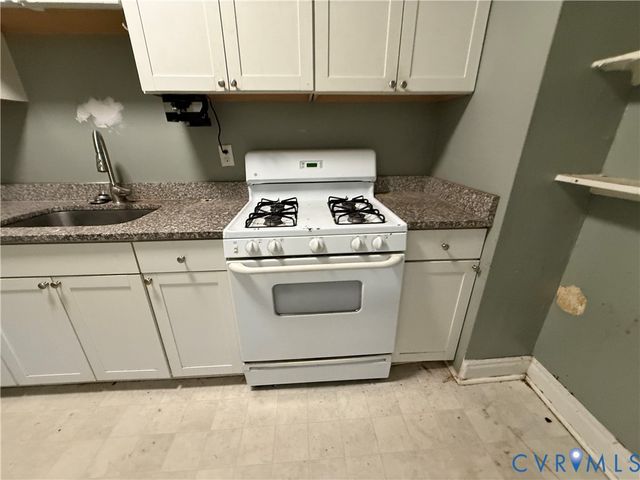 407 Brown Ave, Hopewell, VA 23860