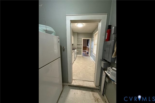 407 Brown Ave, Hopewell, VA 23860