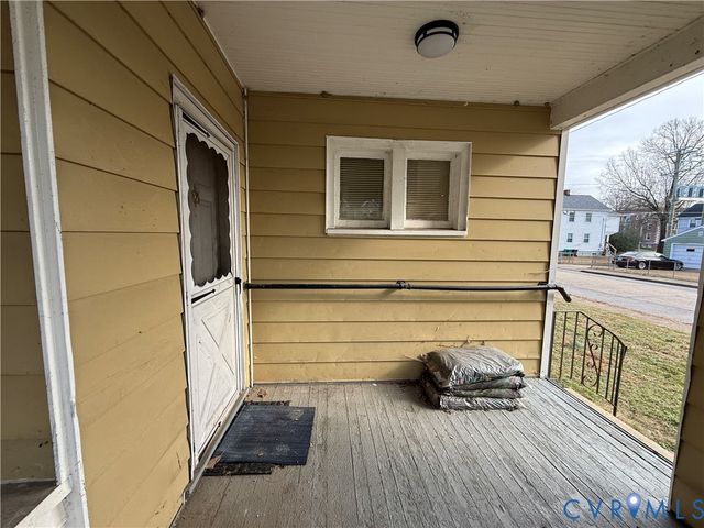 407 Brown Ave, Hopewell, VA 23860